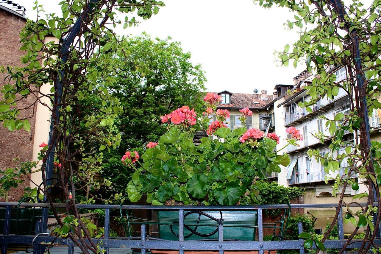 Exquisitely Renovated And Centrally Located Apartment With Free Parking Torino Dış mekan fotoğraf